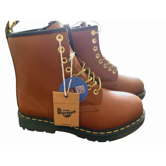 Dr Martens Tan Brown Boots 1460 Wintergrip Lacer Lined Women’s 8 NWOB main image 5